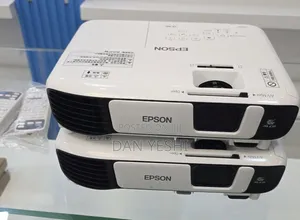 Epson CB-X41 Projector Specifications
• Brightness: 3,600