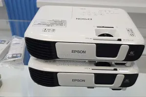 Epson CB-X41 Projector Specifications
• Brightness: 3,600