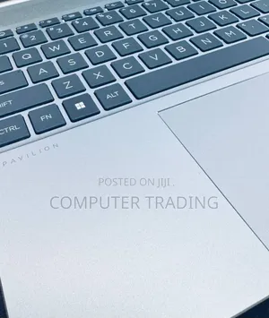 New Laptop HP Pavilion 17 16GB Intel Core i7 SSD 1T