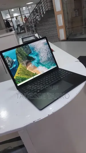 New Laptop Microsoft Surface Laptop 5 16GB Intel Core i7 SSD 256GB