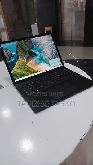 New Laptop Microsoft Surface Laptop 5 16GB Intel Core i7 SSD 256GB