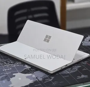 New Laptop Microsoft Surface 16GB Intel Core i5 SSD 256GB