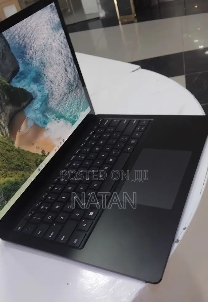 New Laptop Microsoft Surface Laptop 5 16GB Intel Core i7 SSD 256GB