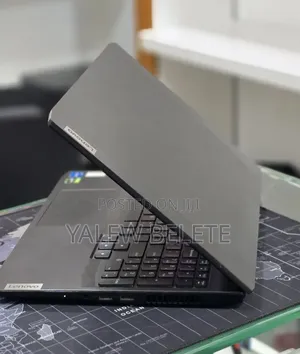 New Laptop Lenovo Ideapad 3 8GB Intel Core i5 SSD 512GB