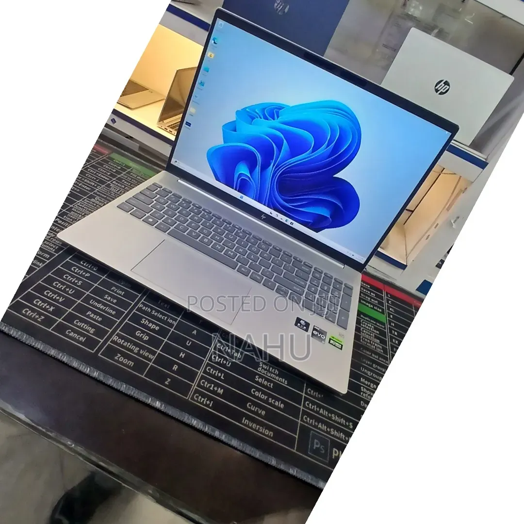 New Laptop HP Pavilion 15 16GB Intel Core i7 SSD 1T