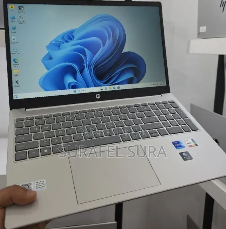 New Laptop HP Stream Notebook 16GB Intel Core i7 SSD 512GB