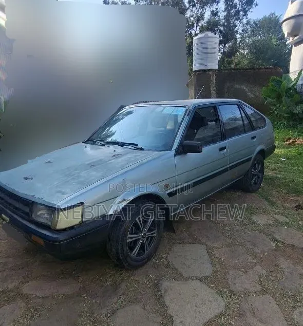 Toyota Corolla II 1983 Silver