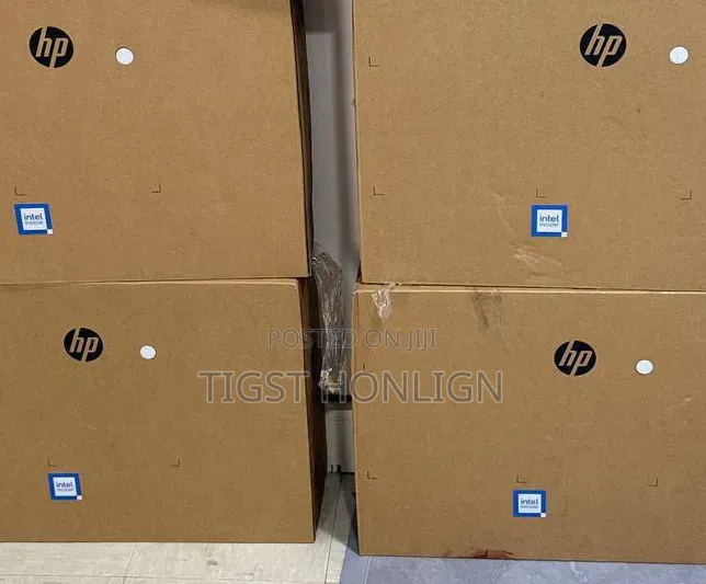 New Desktop Computer HP 200 G4 All-in-One 8GB Intel Core i5 SSD 512GB