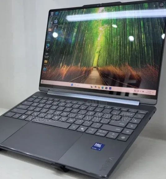 New Laptop Lenovo Yoga 11e 16GB Intel Core Ultra 7 SSD 512GB