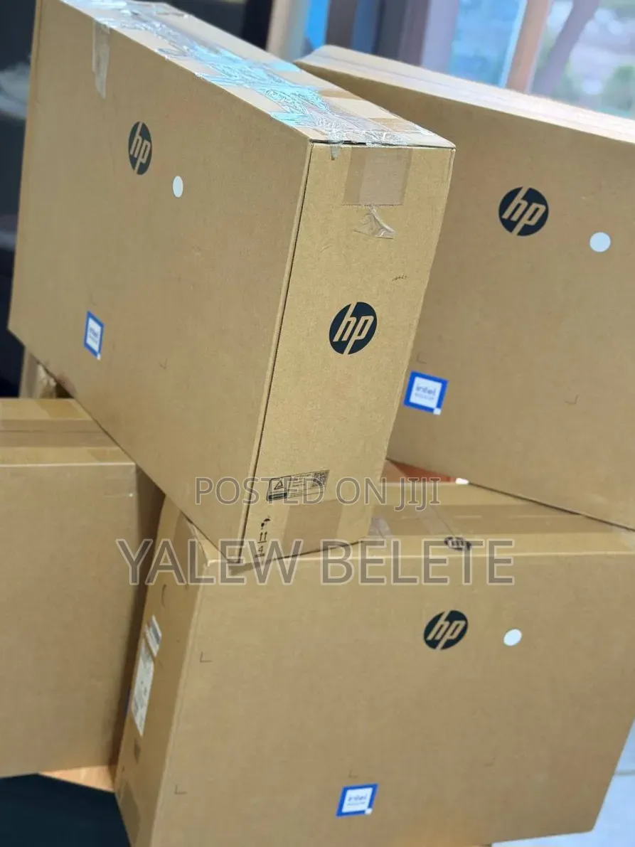 New HP 200 G4 22 All-in-One 8GB Intel Core i5 SSD 512GB
