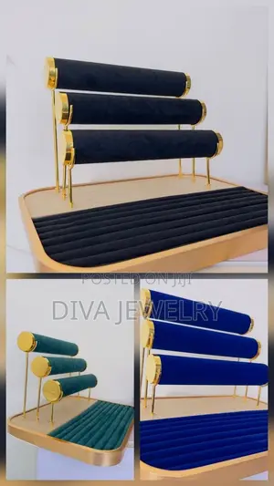 Bracelet and Ring Display (3 in 1)