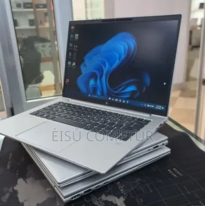 New Laptop HP EliteBook 840 G10 16GB Intel Core i7 SSD 512GB