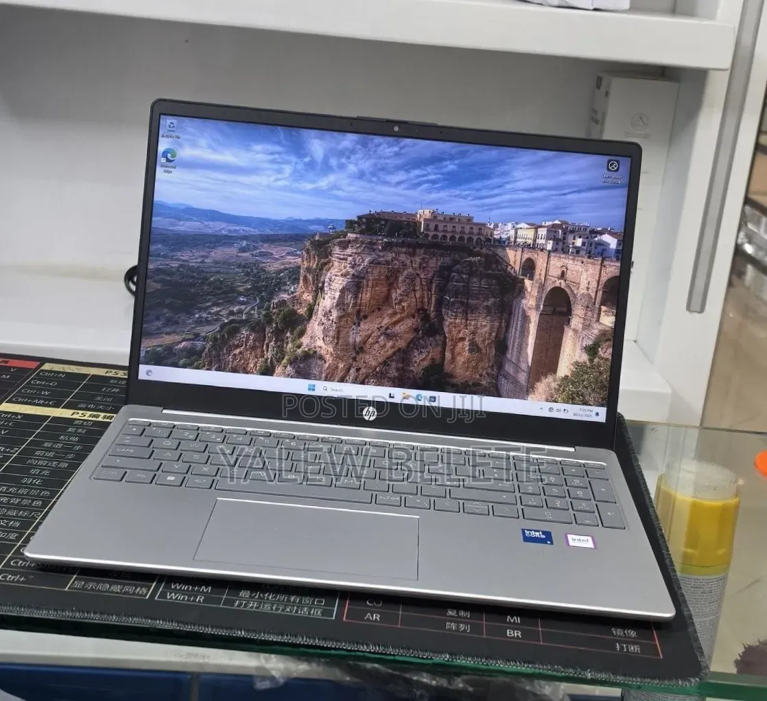 New Laptop HP Stream Notebook 16GB Intel Core 5 SSD 512GB