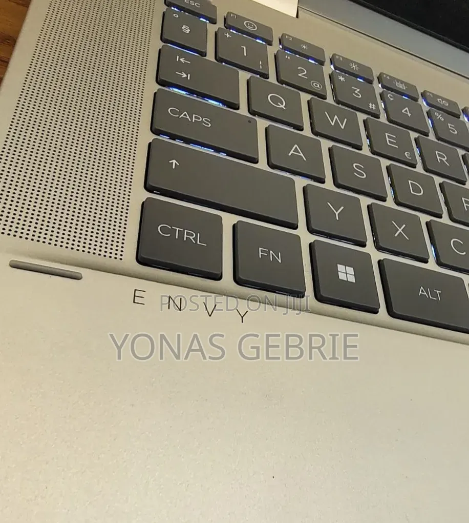 New Laptop HP Envy 15 16GB Intel Core i7 SSD 512GB