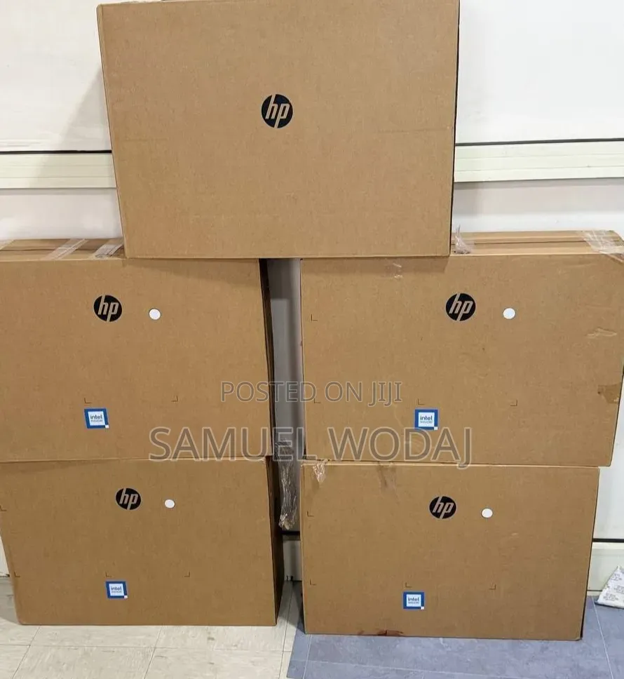 New Desktop Computer HP 200 G4 All-in-One 8GB Intel Core i5 SSD 512GB
