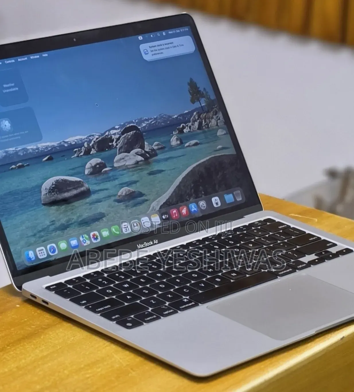 New Laptop Apple MacBook Air 2020 M1 8GB Apple M1 SSD 256GB