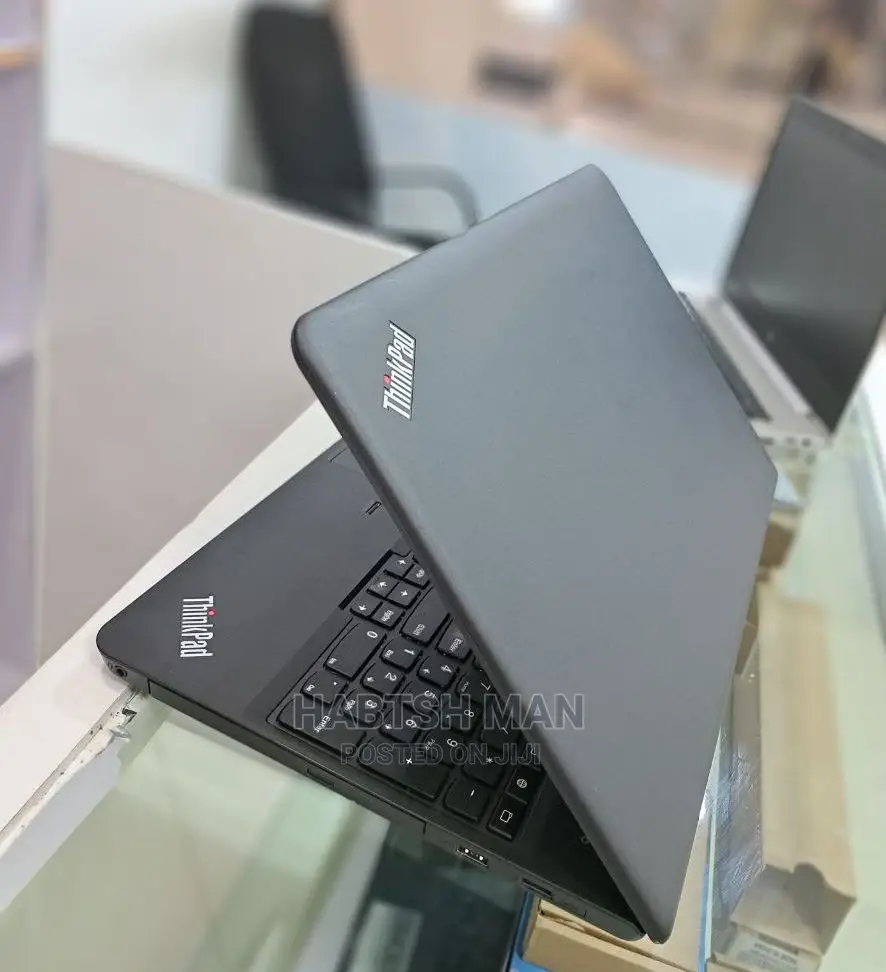 New Laptop Lenovo Ideapad 3 8GB Intel Core I3 HDD 500GB