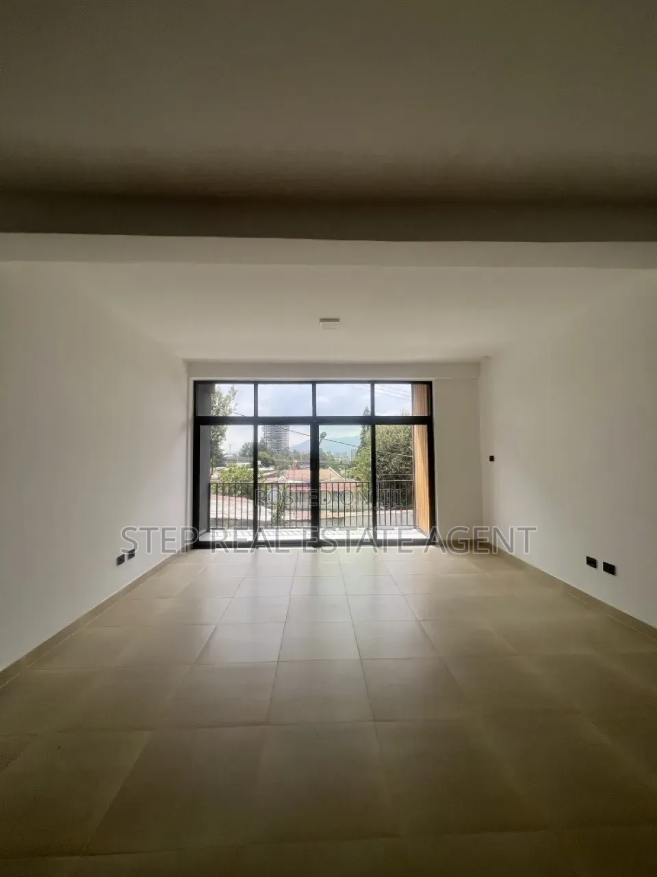 4bdrm Penthouse in Bole for rent