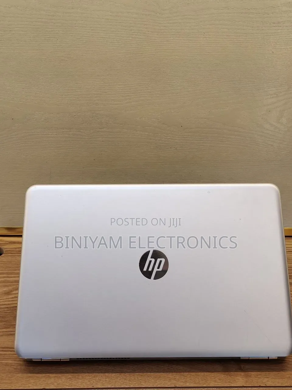 New Laptop HP Pavilion 15 8GB Intel Core i5 SSD 256GB