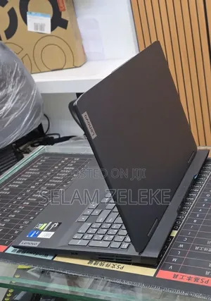 New Laptop Lenovo 16GB Intel Core i5 SSD 512GB