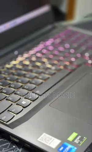 New Laptop Lenovo IdeaPad Z370 8GB Intel Core i5 SSD 512GB