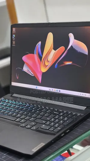 New Laptop Lenovo IdeaPad Z370 8GB Intel Core i5 SSD 512GB