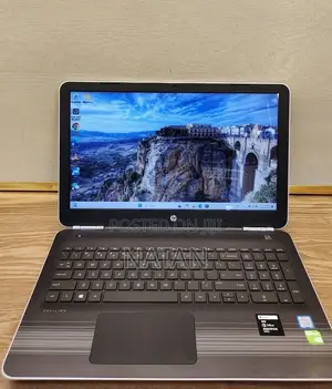New Laptop HP Pavilion 14 8GB Intel Core i5 SSD 256GB