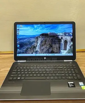 New Laptop HP Pavilion 14 8GB Intel Core i5 SSD 256GB