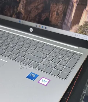 New Laptop HP Stream Notebook 16GB Intel Core i5 SSD 512GB