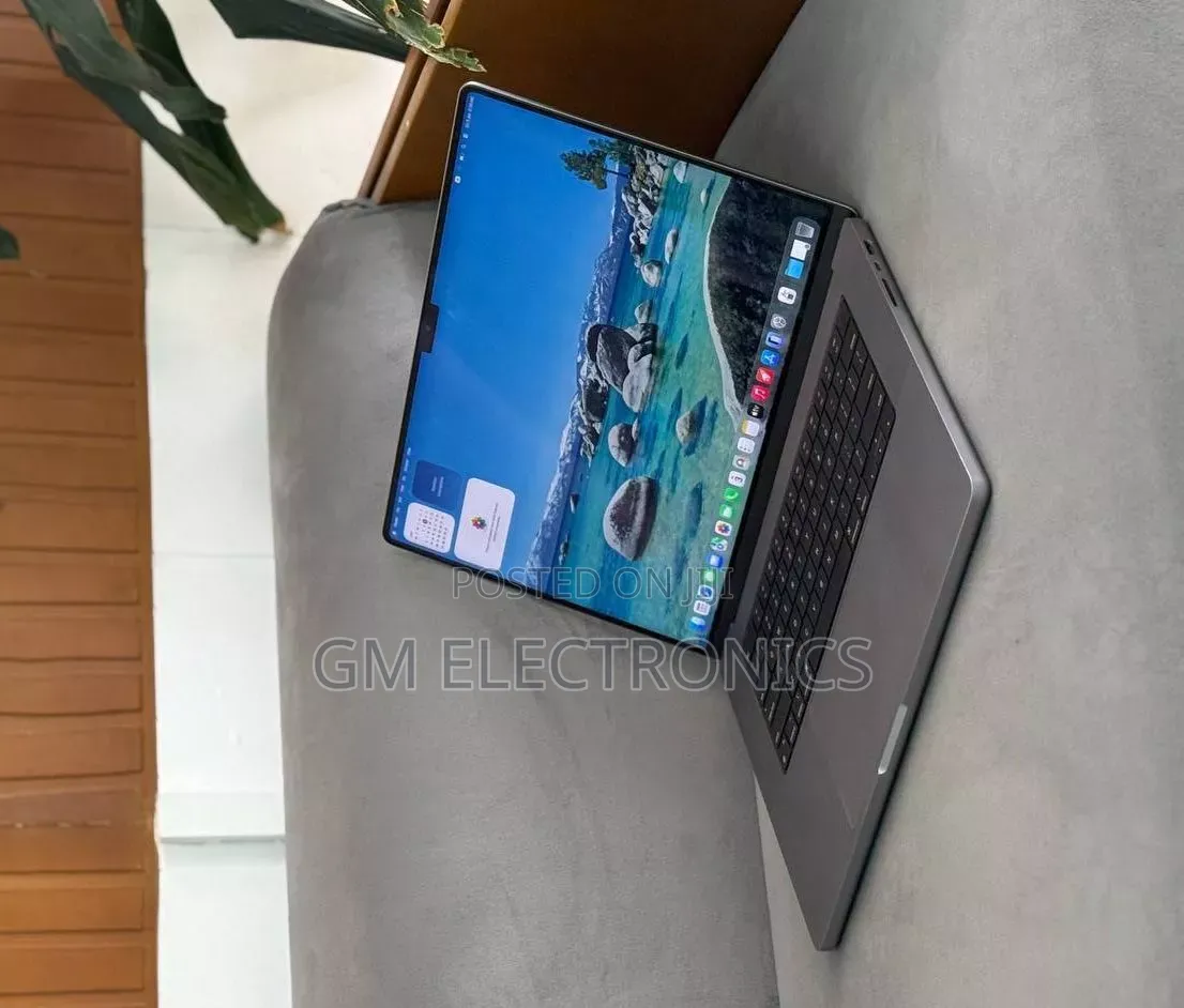 New Laptop Apple MacBook Pro 2021 M1 16GB Apple M1 Pro SSD 512GB