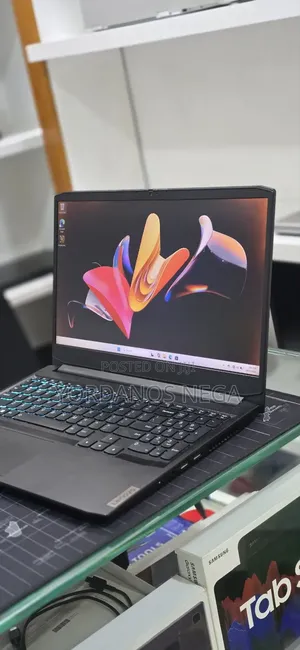 New Laptop Lenovo IdeaPad 110 8GB Intel Core i5 SSD 512GB