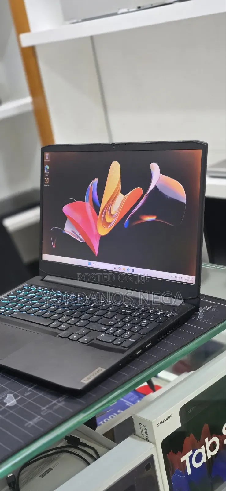 New Laptop Lenovo IdeaPad 110 8GB Intel Core i5 SSD 512GB