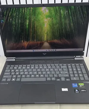 New Laptop HP Victus 15 16GB Intel Core i7 SSD 512GB