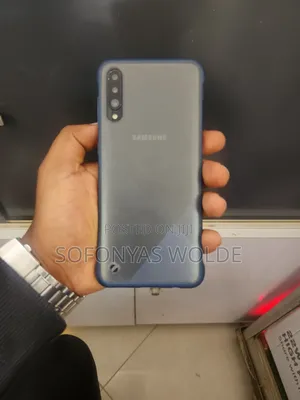 Samsung Galaxy A30s 128 GB Blue