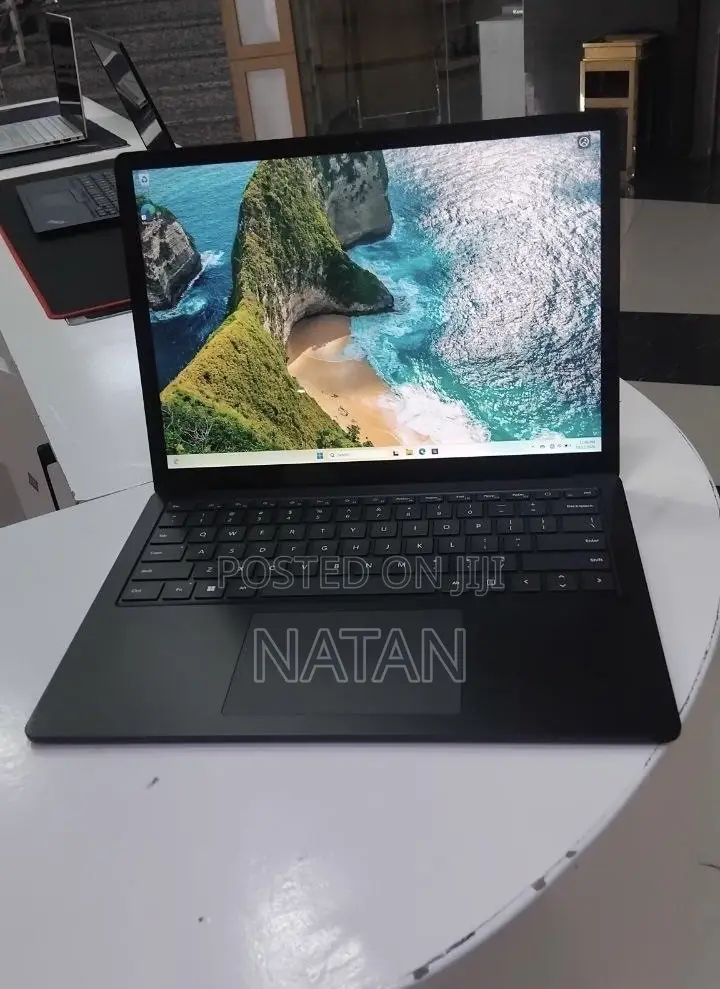 New Laptop Microsoft Surface Laptop 4 16GB Intel Core i7 SSD 512GB