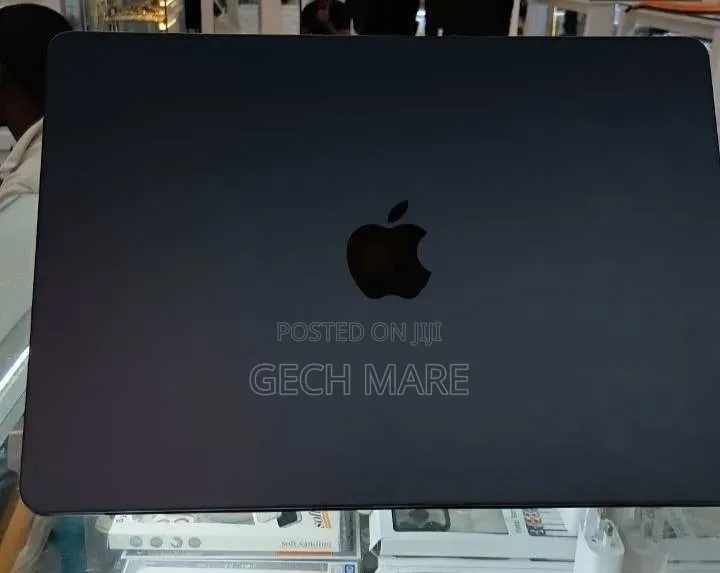 New Laptop Apple MacBook Air 2020 M1 16GB Intel SSD 256GB