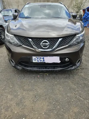 Nissan Qashqai 2017 Brown