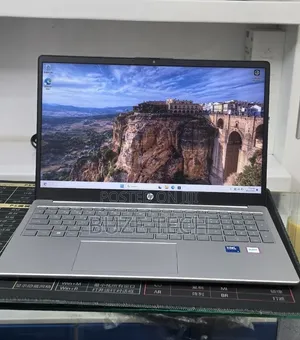 New Laptop HP Stream Notebook 16GB Intel Core 5 SSD 512GB