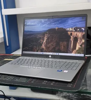 New Laptop HP Stream Notebook 16GB Intel Core 5 SSD 512GB