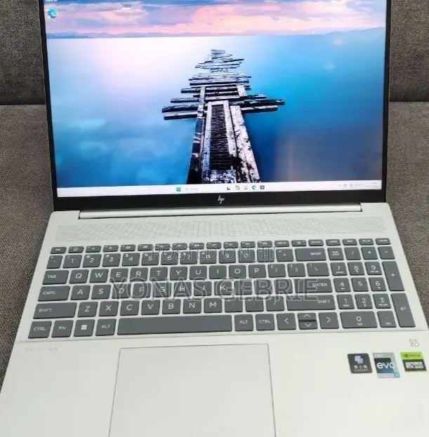 New Laptop HP Pavilion 15 16GB Intel Core i7 SSD 1T