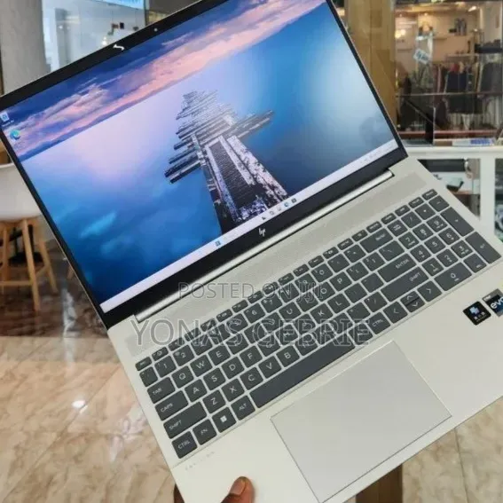 New Laptop HP Pavilion 15 16GB Intel Core i7 SSD 1T