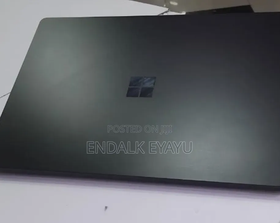 New Laptop Microsoft Surface Laptop 5 16GB Intel Core i7 SSD 256GB