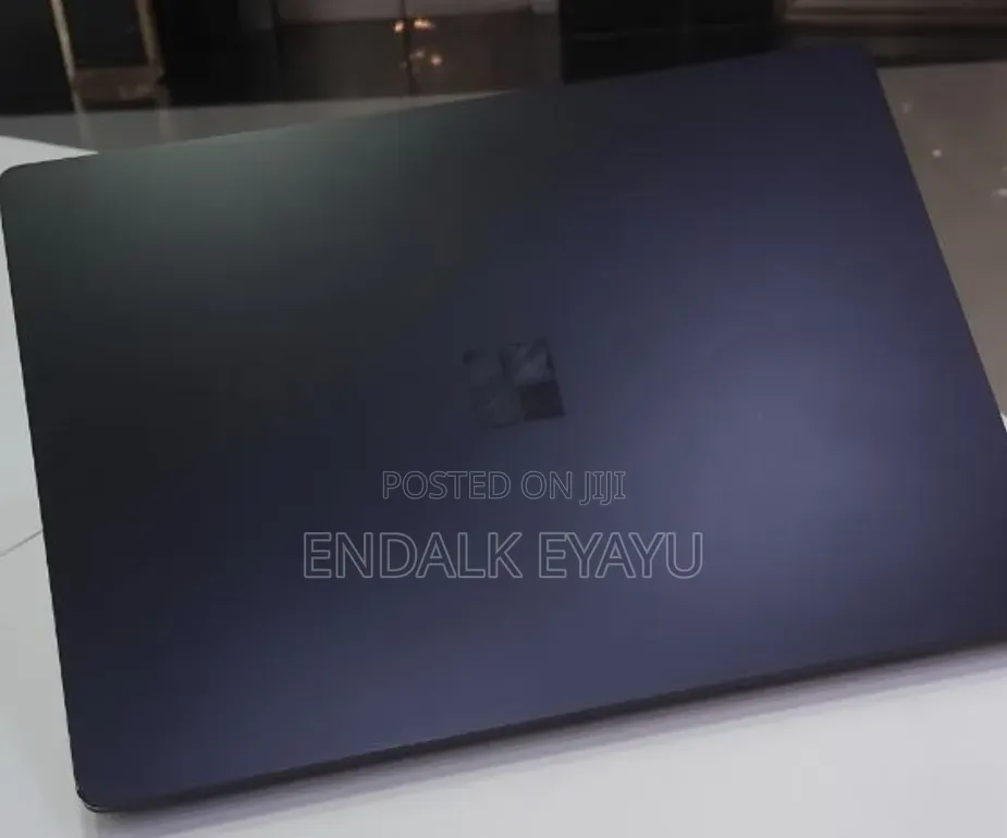 New Laptop Microsoft Surface Laptop 5 16GB Intel Core i7 SSD 256GB