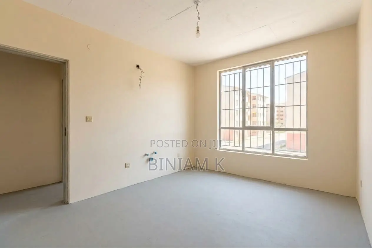 Furnished 3bdrm Condo in በቦሌ ቡልቡላ ባለ 3 ክፍለ, Bole for sale