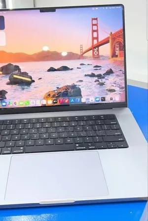 New Laptop Apple MacBook Pro 2021 M1 Max 32GB Apple M1 Pro SSD 1T