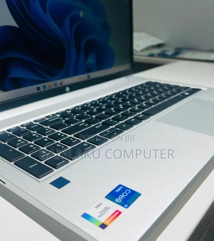 New Laptop HP EliteBook 850 G8 16GB Intel Core i5 SSD 512GB