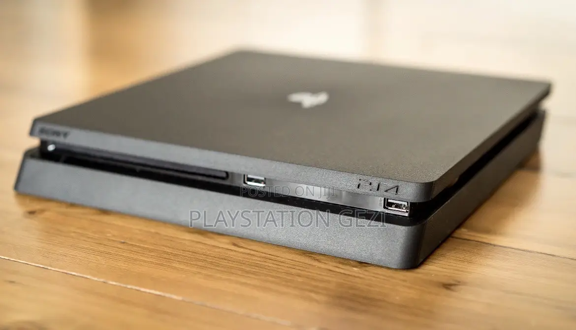PlayStation 4 Slim አስቸኮይ ነው ደውሉልኝ