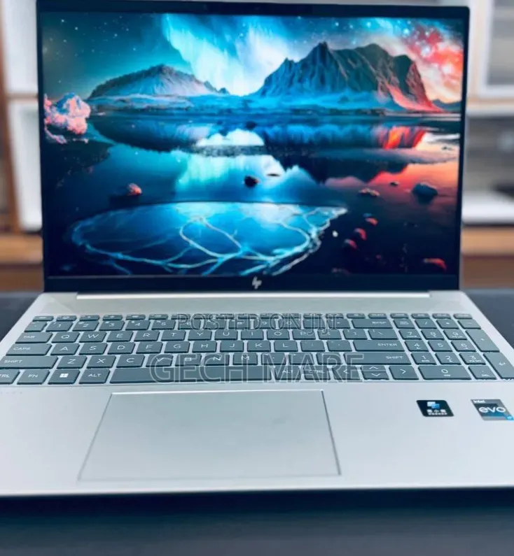 New Laptop HP Pavilion 15 16GB Intel Core i7 SSD 1T