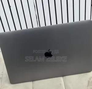 New Laptop Apple MacBook Pro 2019 16GB Intel Core i9 SSD 512GB