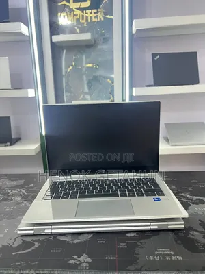 New Laptop HP EliteBook 830 G8 16GB Intel Core i5 SSD 256GB